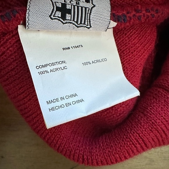 FC Barcelona Beanie Hat Pom Knit Logo Football Soccer Cap Wrap Around Text - Picture 3 of 4